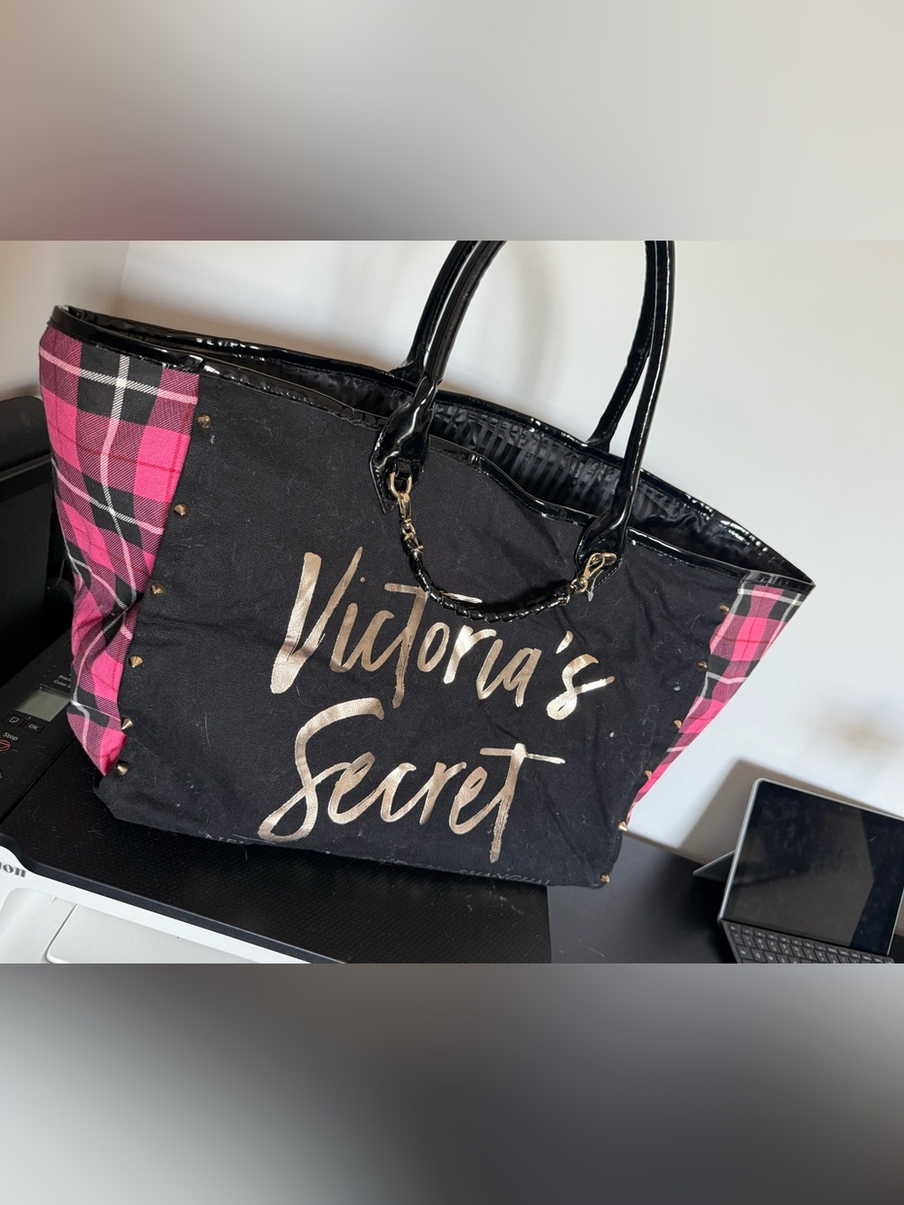 Victoria’s Secret Tote Bag – Black/Pink Plaid